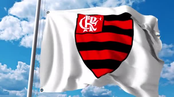 Waving flag med Clube De Regatas Do Flamengo fodboldklub logo. 4K redaktionelt klip – Stock-video