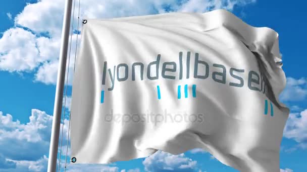 Bandera ondeante con logo LyondellBasell. Animación editorial 4K — Vídeos de Stock