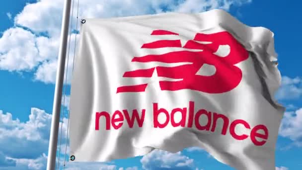 Drapeau avec logo New Balance. Animation éditoriale 4K — Video