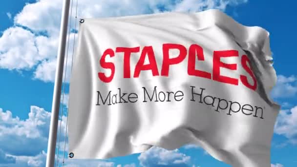 Mengibarkan bendera dengan logo Staples Inc. Animasi editorial 4K — Stok Video