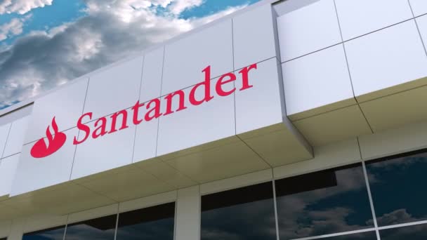 Santander-Serfin-Logo an der Fassade des modernen Gebäudes. redaktionelles 3D-Rendering — Stockvideo