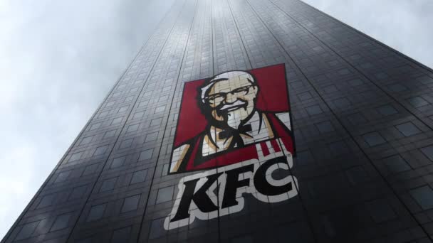 Kentucky Fried Chicken logotipo KFC em uma fachada arranha-céu refletindo nuvens, lapso de tempo. Renderização 3D editorial — Vídeo de Stock