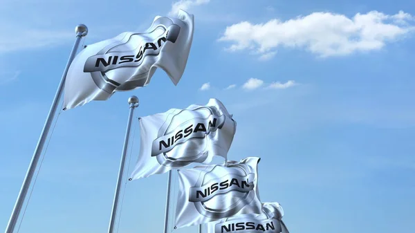 Ondeando banderas con el logotipo de Nissan contra el cielo, representación editorial 3D — Foto de Stock