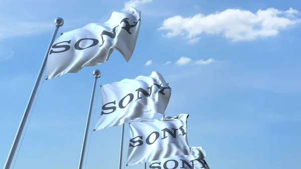 Drapeaux ondulés avec logo Sony contre le ciel, rendu 3D éditorial — Photo