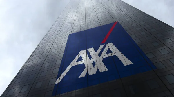 AXA logo na mrakodrap fasádu odrážející mraky. Úvodník 3d vykreslování — Stock fotografie