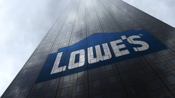Lowes logo na mrakodrap fasádu odrážející mraky. Úvodník 3d vykreslování — Stock fotografie