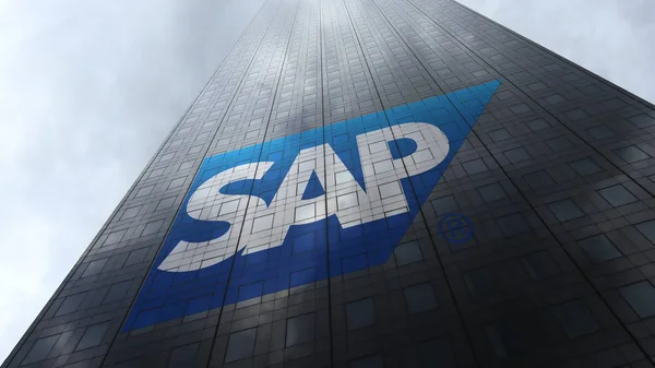 SAP Se logo na mrakodrap fasádu odrážející mraky. Úvodník 3d vykreslování — Stock fotografie