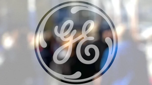 General Electric λογότυπο σε ένα ποτήρι κατά θολή πλήθος της οδού. Συντακτική 3d rendering — Φωτογραφία Αρχείου