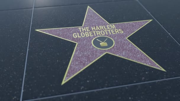 Hollywood Walk of Fame estrela com a inscrição GLOBETROTTERS HARLEM. Clipe editorial — Vídeo de Stock