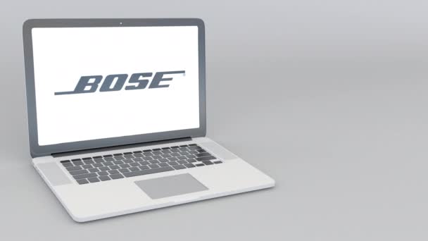 Ordinateur portable ouvrant et fermant avec logo Bose Corporation. Animation éditoriale 4K — Video