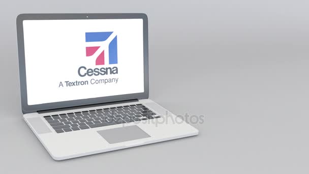 Avaaminen ja sulkeminen kannettava tietokone Cessna Aircraft Company logo. 4K toimituksellinen animaatio — kuvapankkivideo