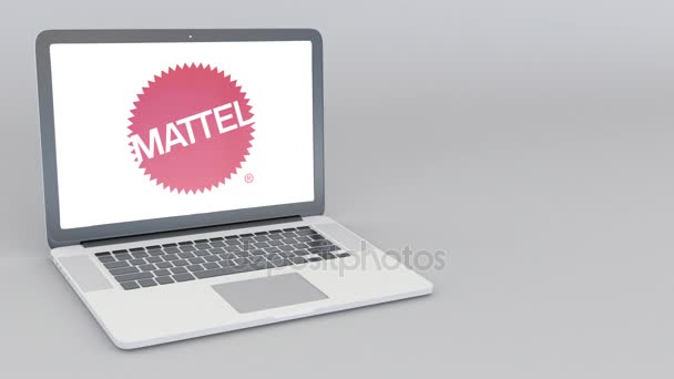 Portátil de apertura y cierre con logotipo de Mattel. Animación editorial 4K — Vídeo de stock