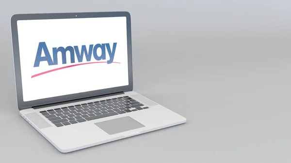 Öppna och stänga laptop med Amway logotyp. 4k redaktionella 3d-rendering — Stockfoto