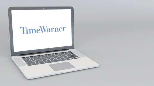 Nyitó és záró laptop a Time Warner logó. 4 k szerkesztői animáció — Stock videók