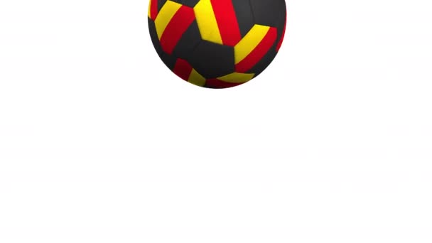 Voetbal bal met vlaggen van Duitsland. Alpha mat voor eenvoudige achtergrond wijzigen — Stockvideo