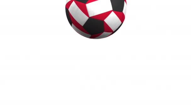 Футбольный мяч с флагами Перу. Альфа-мат для легкой замены фона — стоковое видео