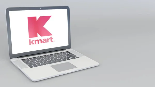 Openen en sluiten van laptop met Kmart logo. 4k redactionele 3D-rendering — Stockfoto