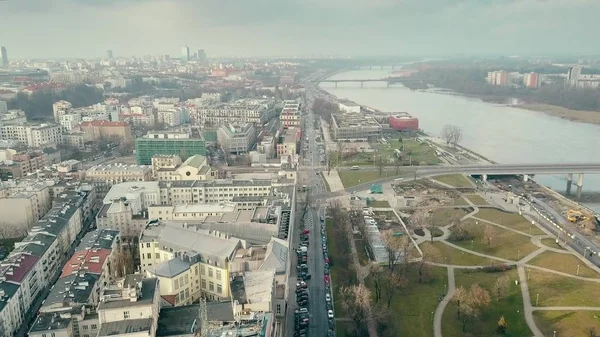 Aerial shot of the Vistula river embankment in Warsaw in winter — Stock Photo, Image