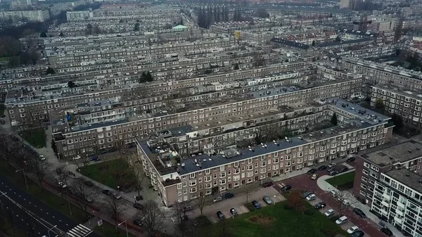 Letecký pohled na bloky bytových domů. Amsterdam, Nizozemsko — Stock fotografie