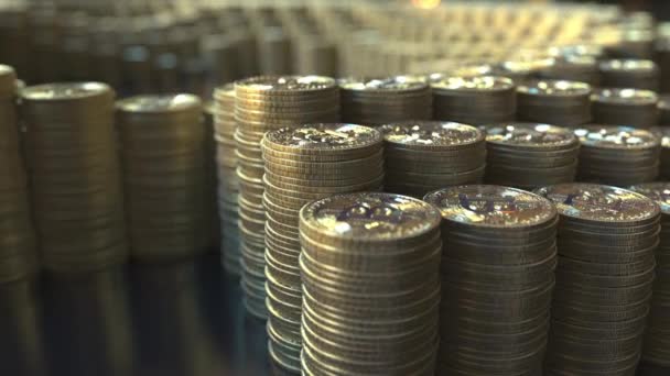 Símbolo Bitcoin feito de muitas pilhas de moedas — Vídeo de Stock