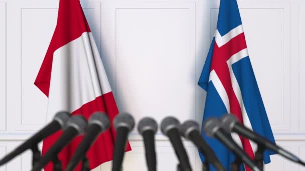 Drapeaux du Pérou et de l'Islande lors d'une réunion internationale ou d'une conférence de presse — Video