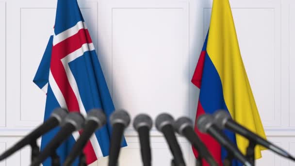 Drapeaux de l'Islande et de la Colombie lors d'une réunion internationale ou conférence de presse — Video