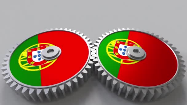 Proyecto nacional portugués. Banderas de Portugal sobre ruedas dentadas en movimiento. Animación conceptual — Vídeo de stock