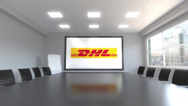 DHL Express logo na ekranie w sali konferencyjnej. Redakcji animacji 3d — Wideo stockowe