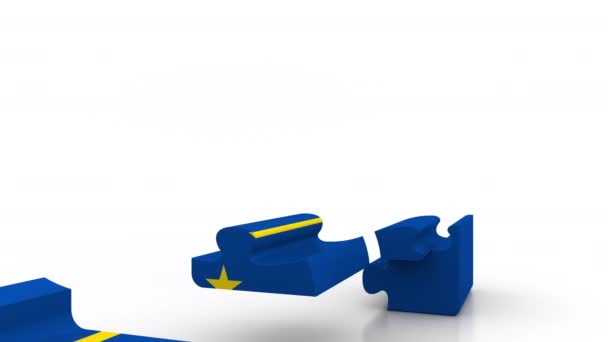 Bâtiment maison puzzle avec drapeau de l'Union européenne. Émigration ou construction dans l'UE animation conceptuelle — Video