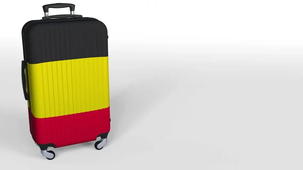 Utazó bőrönd felvázoló a Belgium lobogója. Belga idegenforgalmi fogalmi 3d-leképezést, üres hely a felirat — Stock Fotó