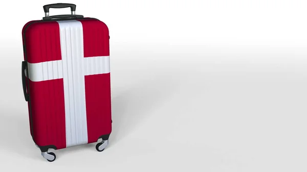 Reisekoffer mit dänischer Flagge. dänischer Tourismus konzeptionelle 3D-Darstellung, Leerraum für Bildunterschriften — Stockfoto