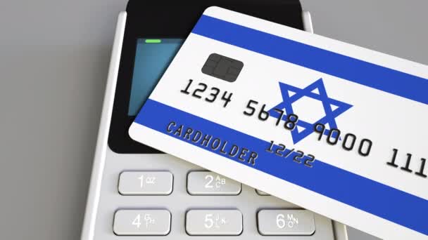 Betalning eller kassaterminal med kreditkort med flagga av Israel. Israeliska retail handel eller banking system konceptuella animation — Stockvideo