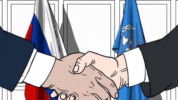 Бизнесмены или политики пожимают руку флагу России и ООН. Официальная встреча или сотрудничество в области редакционной анимации — стоковое видео