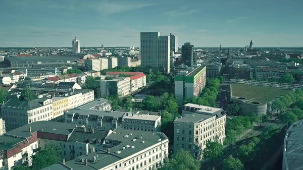 LEIPZIG, ALEMANIA - 1 DE MAYO DE 2018. Vista aérea de la ciudad — Foto de Stock