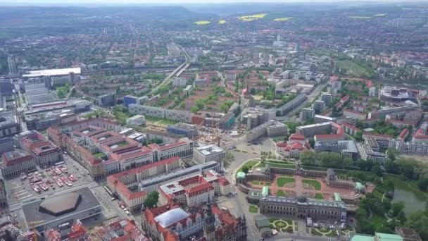 Vysoké nadmořské výšce letecký panoramatický snímek Dresden, Německo — Stock video