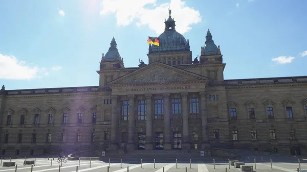 Bundesverwaltungsgericht o edificio del Tribunal Administrativo Federal en Leipzig, Alemania —  Fotos de Stock