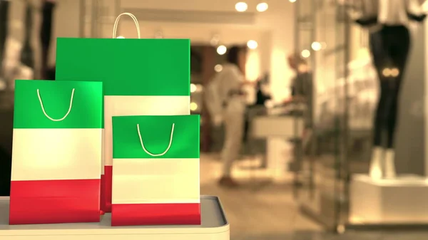 纸袋上的意大利国旗挡住了模糊的商店入口. 零售相关3D渲染 — 图库照片