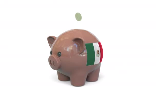 Lägga pengar på spargris med Mexikos flagga. Skattesystem eller sparrelaterad begreppsmässig 3D-animation — Stockvideo