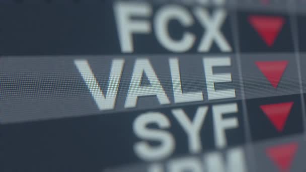 Vale Adr Vale stock ticker with decreasing arrow, conceptual Editorial crisis related loopable animation — Wideo stockowe