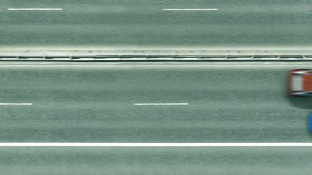 Luftaufnahme von oben nach unten von Autos, die die Flagge der Türkei auf der Straße zeigen. Reisen verwandte konzeptionelle 3D-Animation — Stockvideo