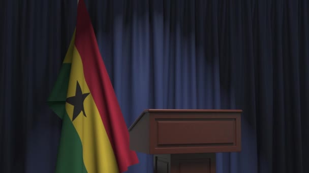 Bandera nacional de Ghana y tribuna hablante podium. Evento político o declaración relacionada con la animación conceptual 3D — Vídeo de stock