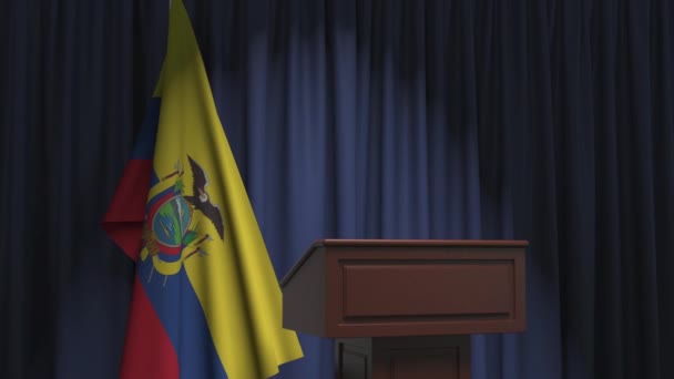 Государственный флаг Эквадора и трибуна спикера. Политические события или заявления, связанные с концептуальной 3D анимацией — стоковое видео