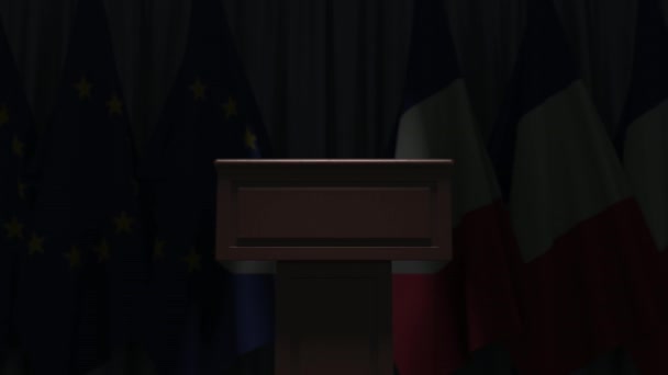 Vlaggen van Europa en Frankrijk en spreker podium tribune. Politieke gebeurtenis of onderhandelingen in verband met conceptuele 3D-animatie — Stockvideo