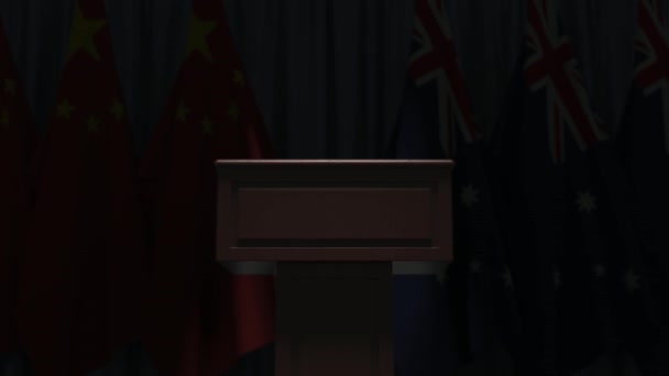 Vlajky Číny a Austrálie a mluvčí tribuna pódia. Politická událost nebo vyjednávání související konceptuální 3D animace — Stock video