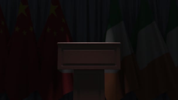 Флаги Ирландии и Китая на международной встрече, 3D анимация — стоковое видео