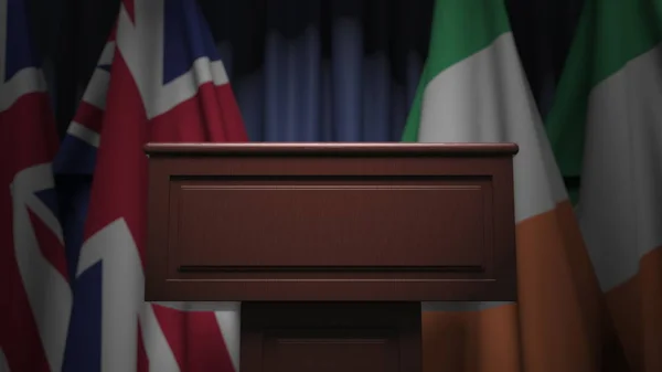 Прапори Ірландії та Сполученого Королівства на міжнародній нараді, 3D-рендерінг — стокове фото