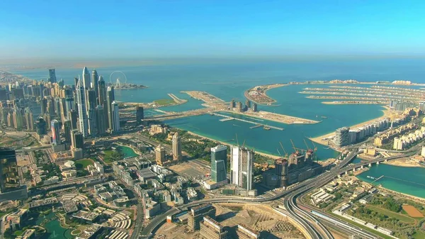 Letecký snímek ostrova Palm Jumeirah a Dubai Marina, Uae — Stock fotografie