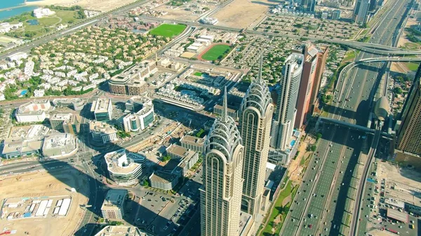 DUBAI, EMIRATI ARABI UNITI - 26 DICEMBRE 2019. Veduta aerea delle Business Central Towers — Foto Stock