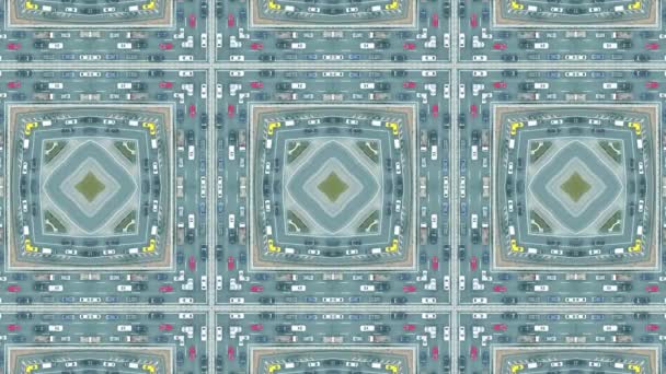 Letecký pohled shora dolů na městskou dopravní zácpu, kaleidoskopický efekt — Stock video