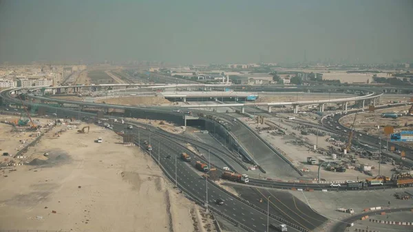 Vue aérienne d'un échangeur routier. Dubaï, Émirats arabes unis EAU — Photo